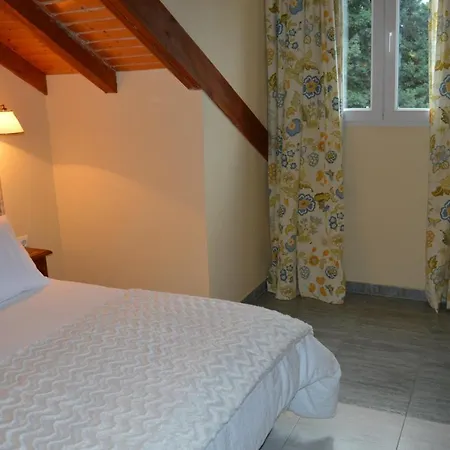 Balneario De ホテル Alceda